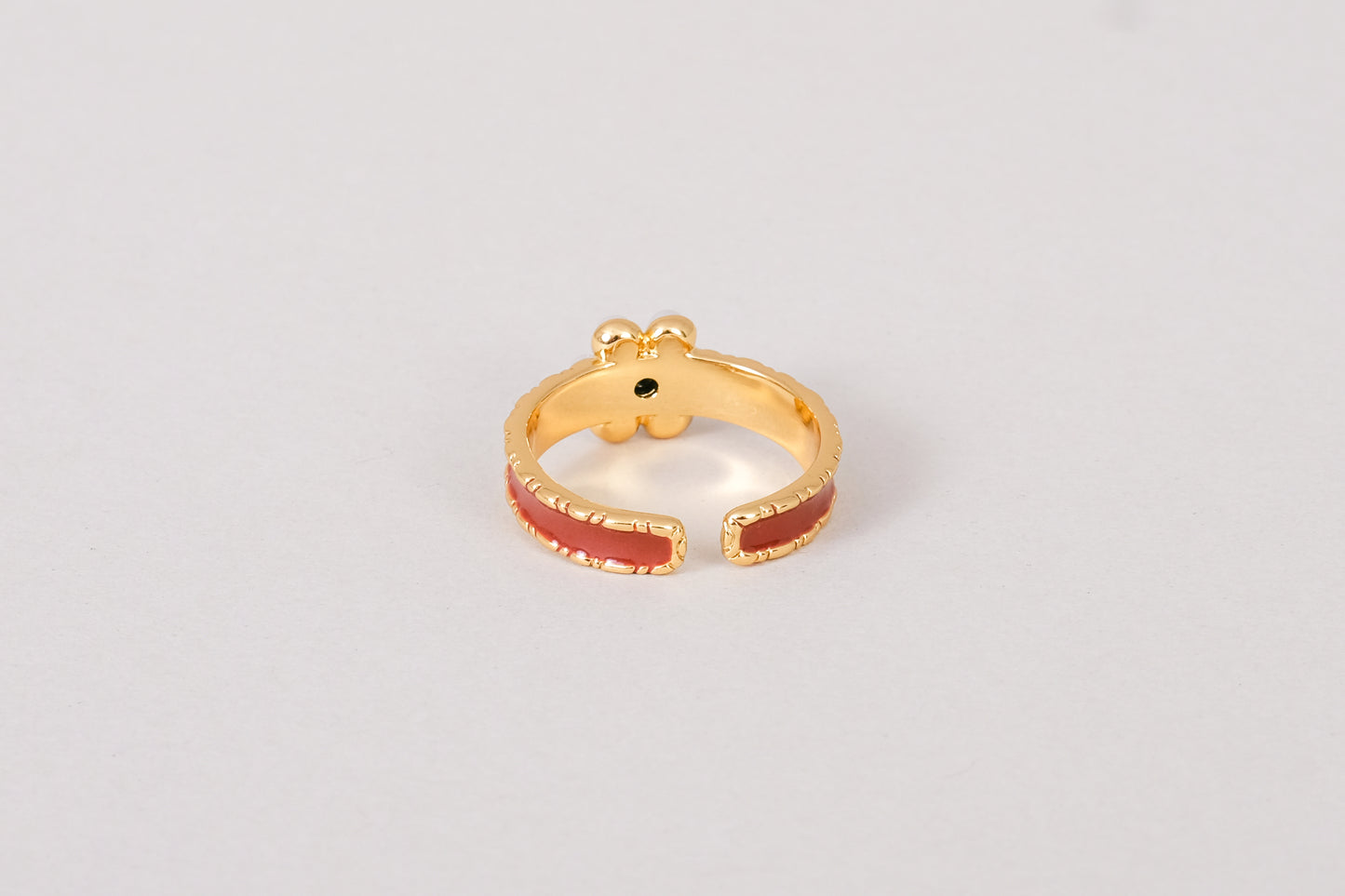 Aphrodite 18K Gold Vintage Red Pearl Flower Ring