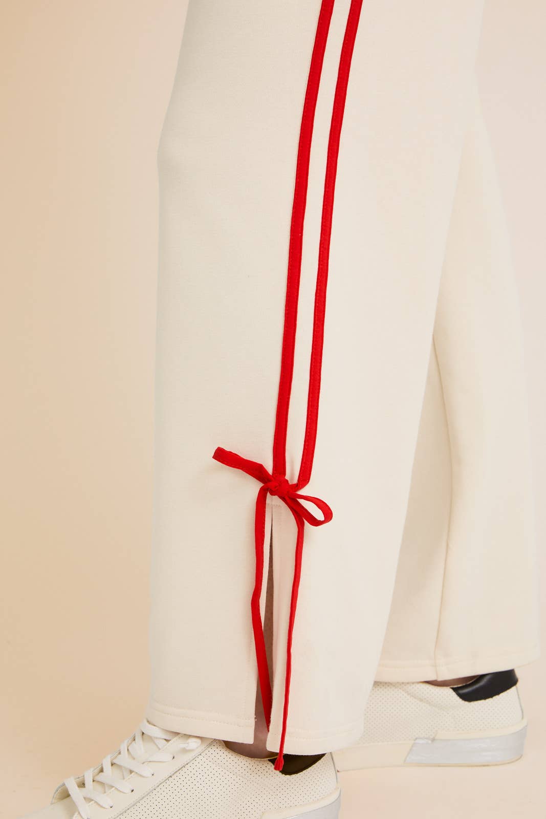 Waist Draw String Piping Detail Sweatpants