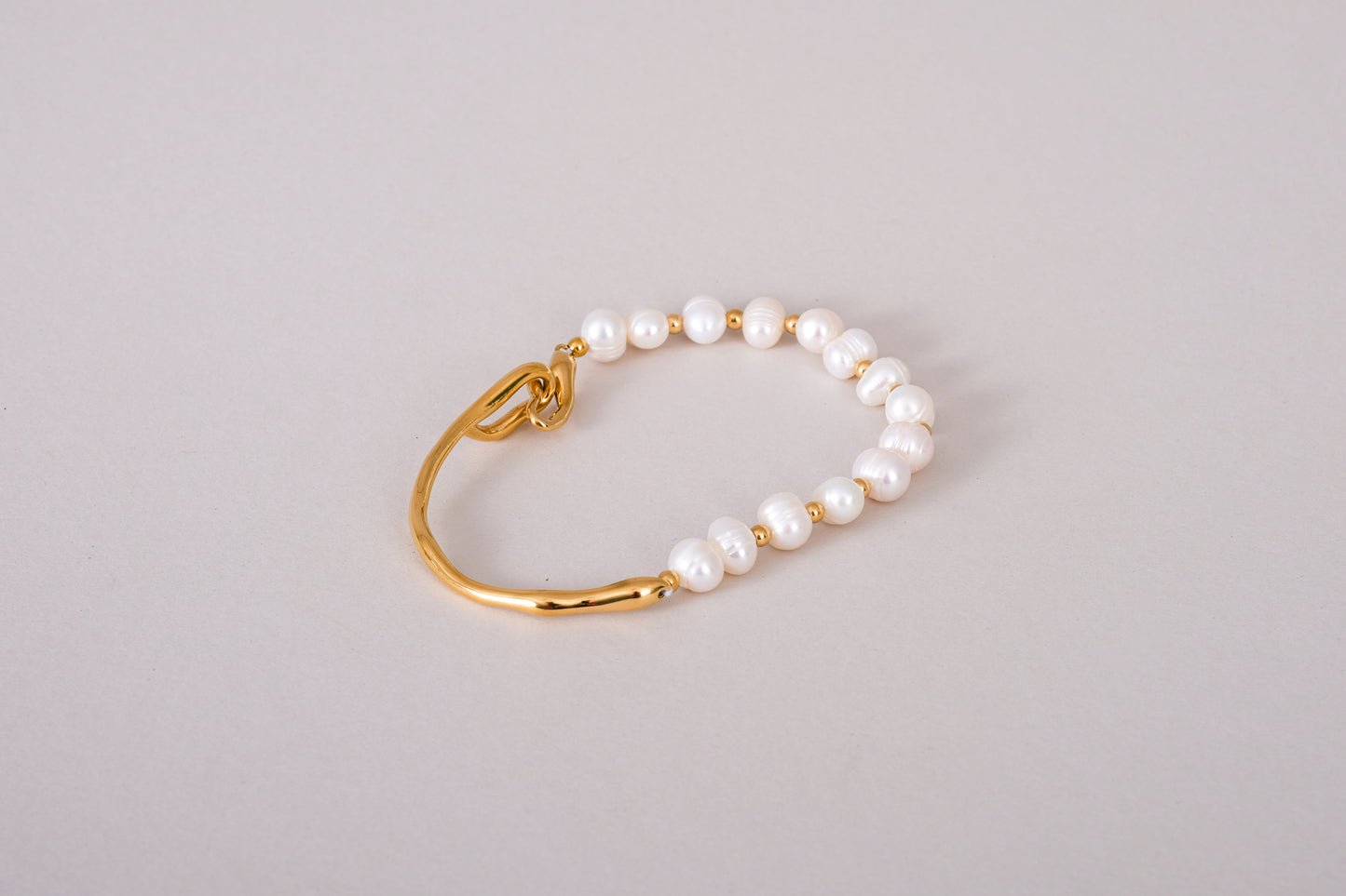 Olivia Gold Non-Tarnish Natural Pearl Gold Bracelet