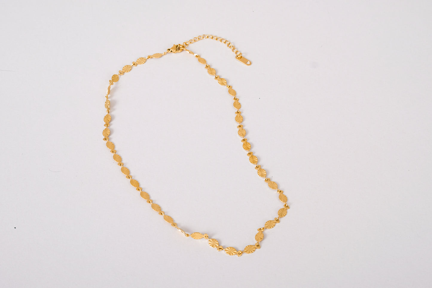 Bise 18K Gold Non-Tarnish Classic Oval Chain Necklace